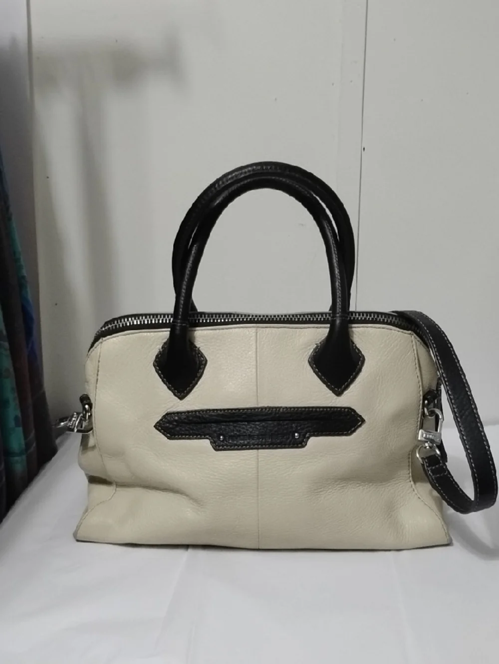Aimee Kestenberg Classic Two-Tone Leather Satchel Bag - Cream and Black